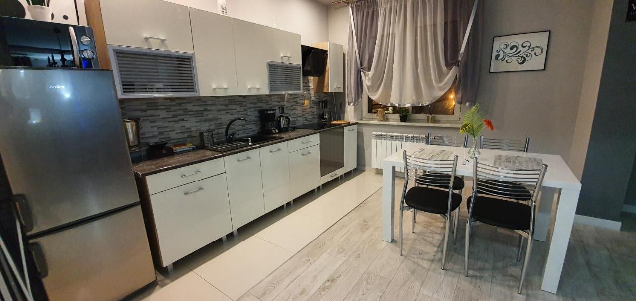 Apartamenty Sofija Deluxe Centrum Zielona Góra Eksteriør bilde