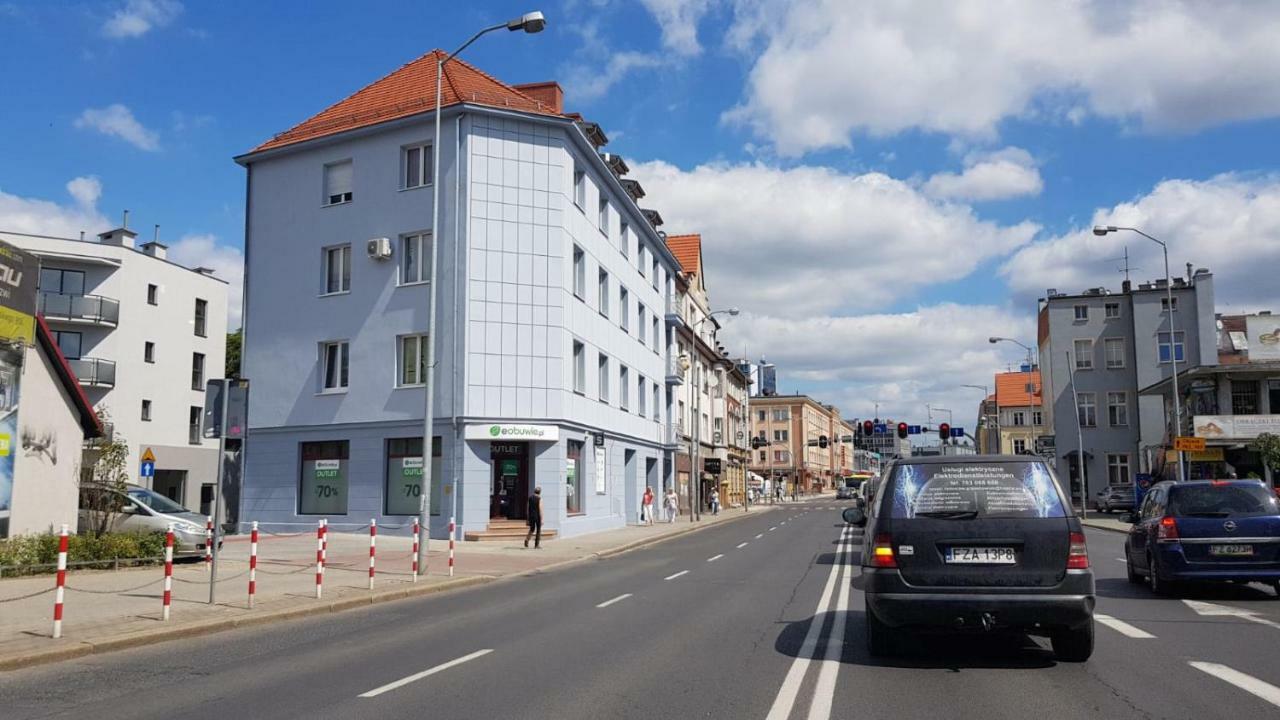 Apartamenty Sofija Deluxe Centrum Zielona Góra Eksteriør bilde